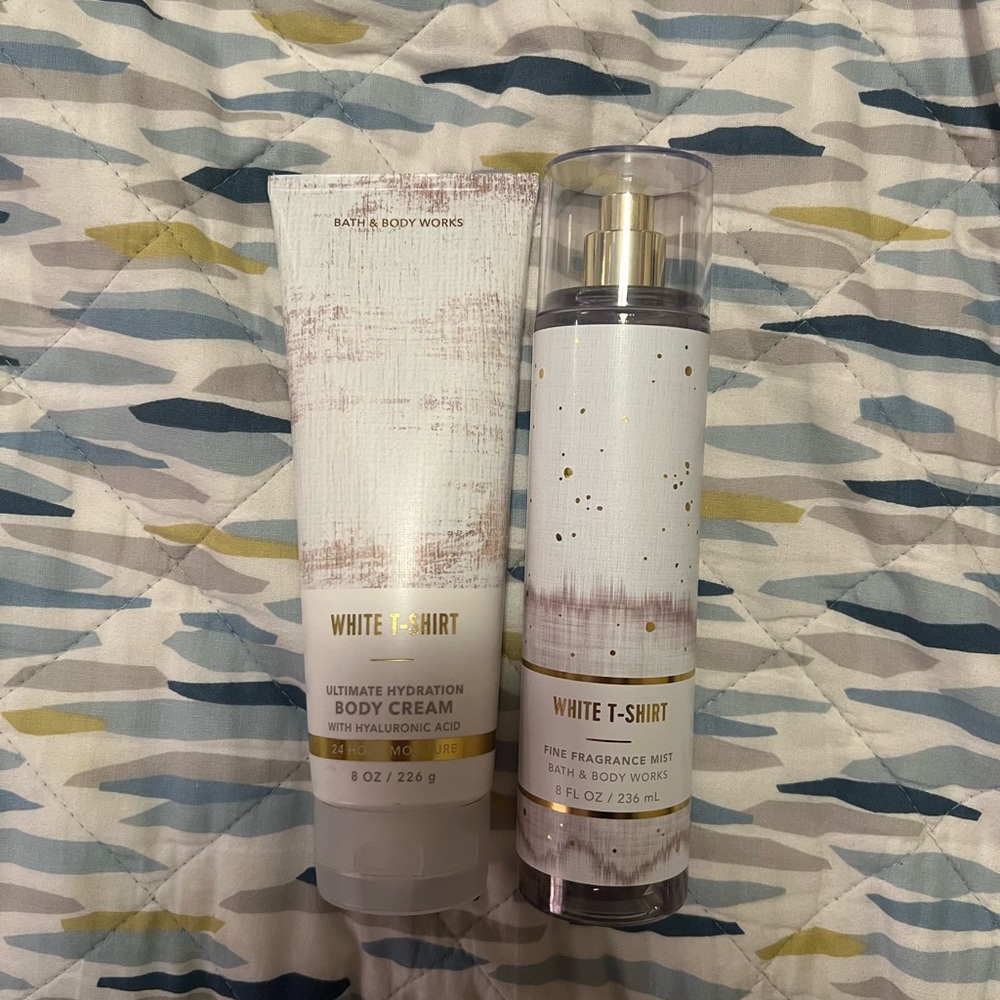 Bath and Body Work White T Shirt